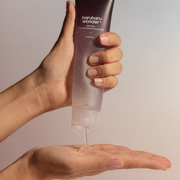 Haruharu Wonder Black Rice Triple AHA Gentle Cleansing Gel - rūgštinis veido prausiklis